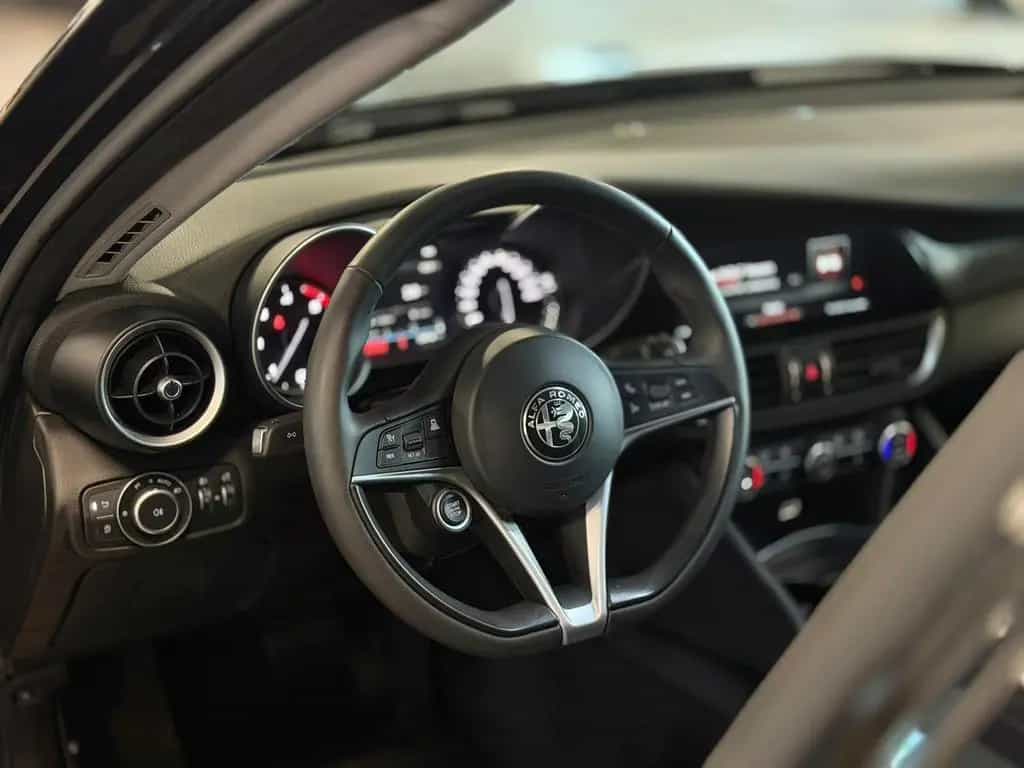 Alfa Romeo Giulia Super BIXEN+PANO+ACC+CARPLAY+MEMORY+SPUR. 10/2019-photo-4