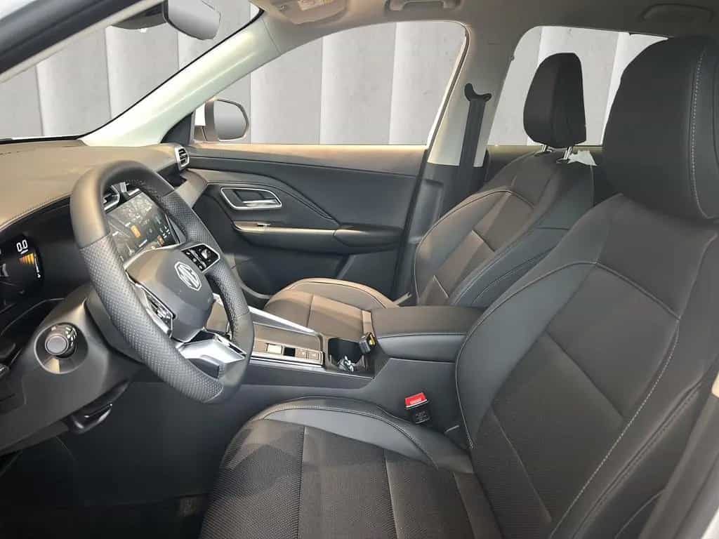 MG ZS Luxury 1.5 Hybrid+ Autom LED ACC GJR RFK SHZ 12/2025-photo-8