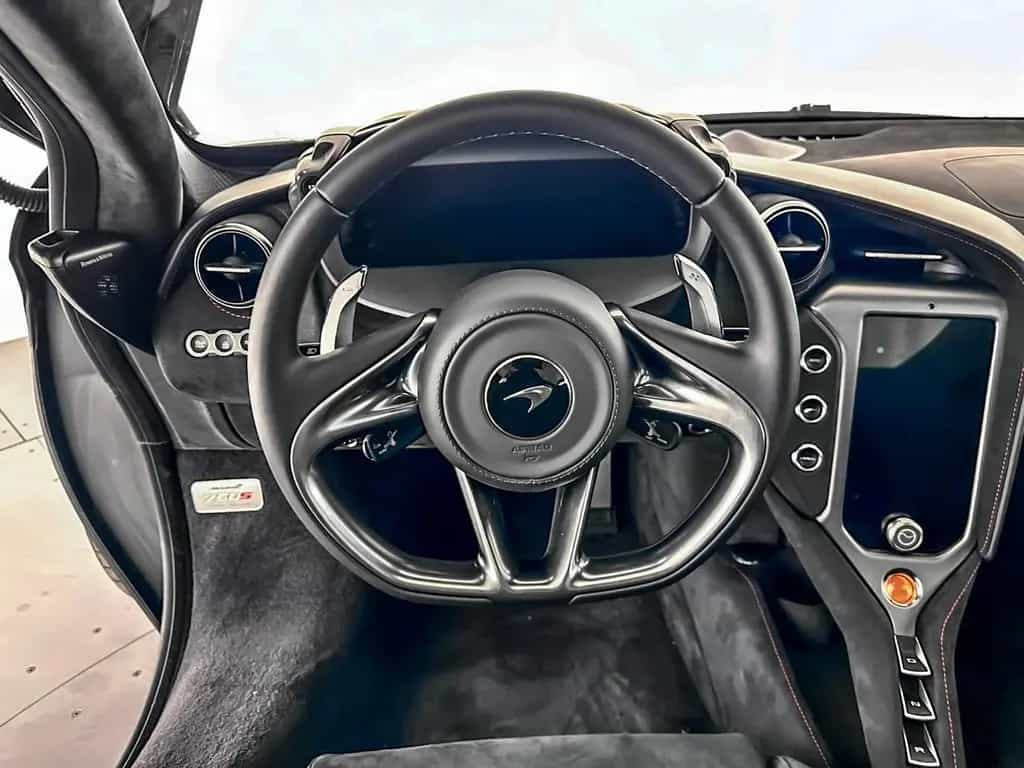 McLaren 750S Coupe MY27 - McLaren Milano null-photo-9