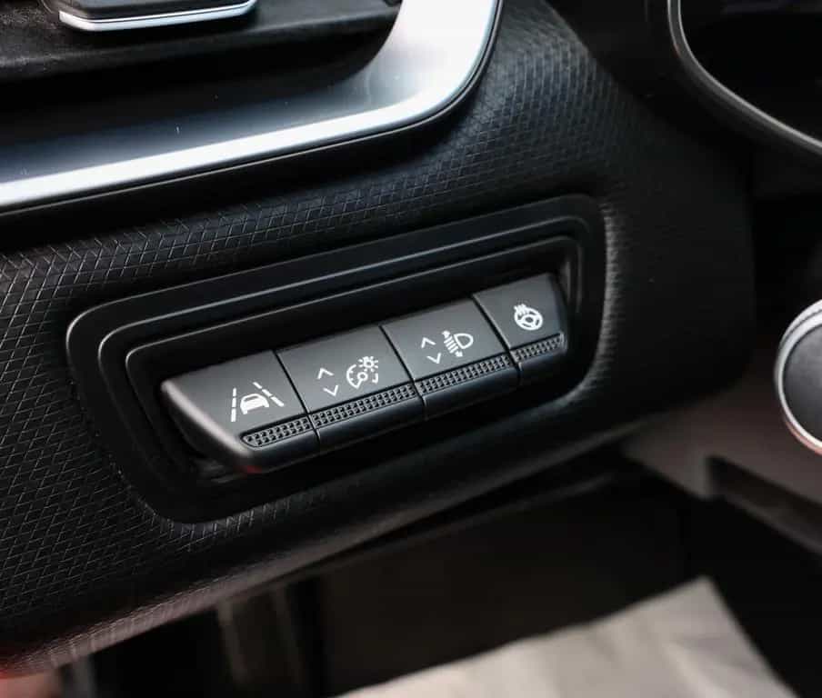 Renault Clio V Edition One Autom. Kam Navi Lenkhzg. Spur 12/2019-photo-21