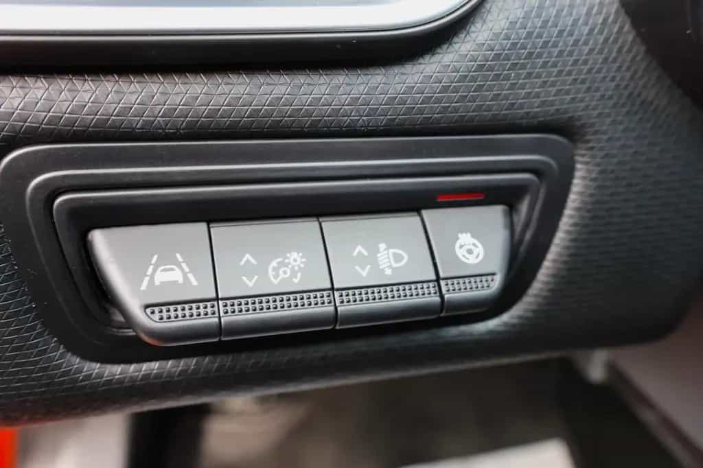 Renault Clio V Edition One Autom. Kam Navi Lenkhzg. Spur 12/2019-photo-22