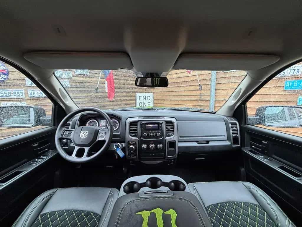 Dodge RAM 1500 5,7L MONSTER 4x4 LEDER AHK LED 02/2020-photo-23