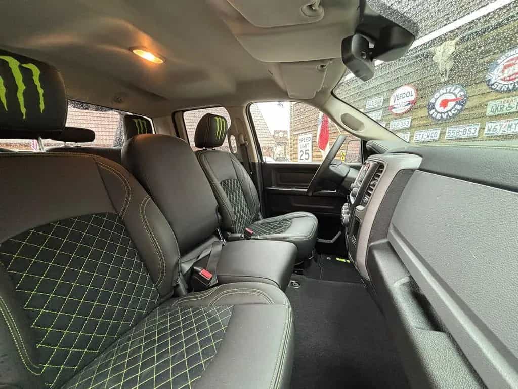 Dodge RAM 1500 5,7L MONSTER 4x4 LEDER AHK LED 02/2020-photo-28