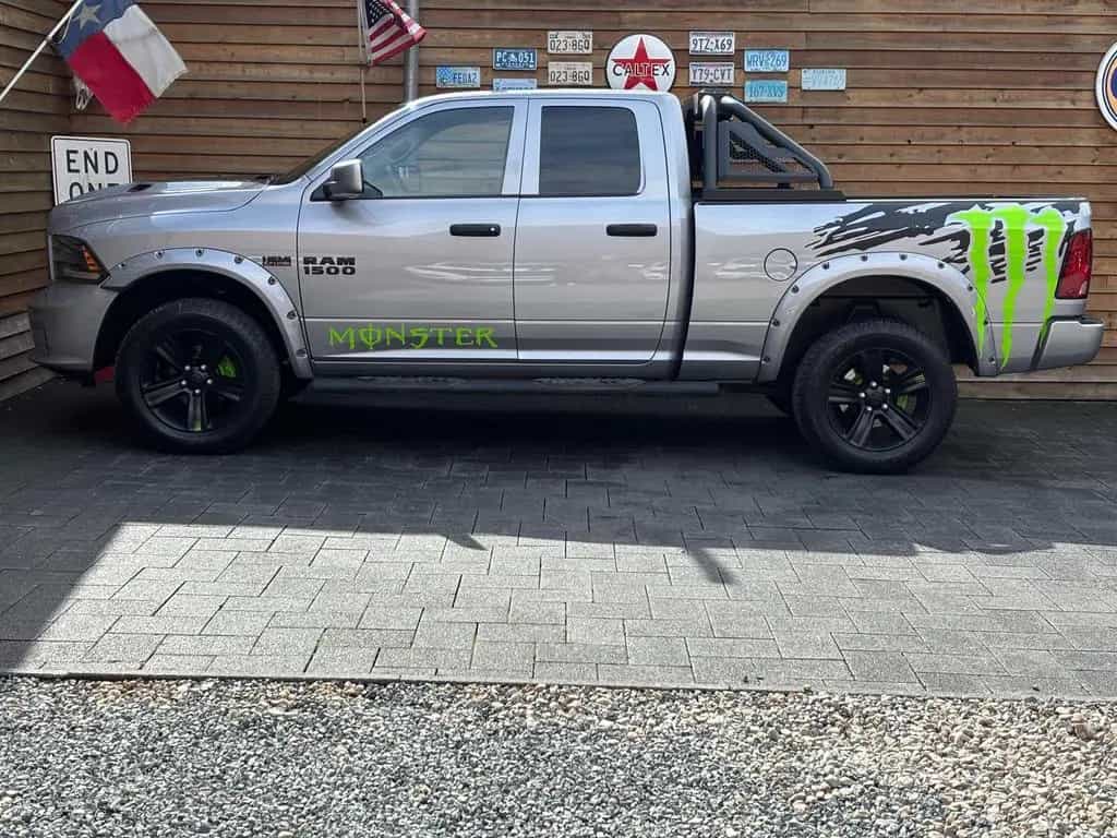 Dodge RAM 1500 5,7L MONSTER 4x4 LEDER AHK LED 02/2020-photo-9
