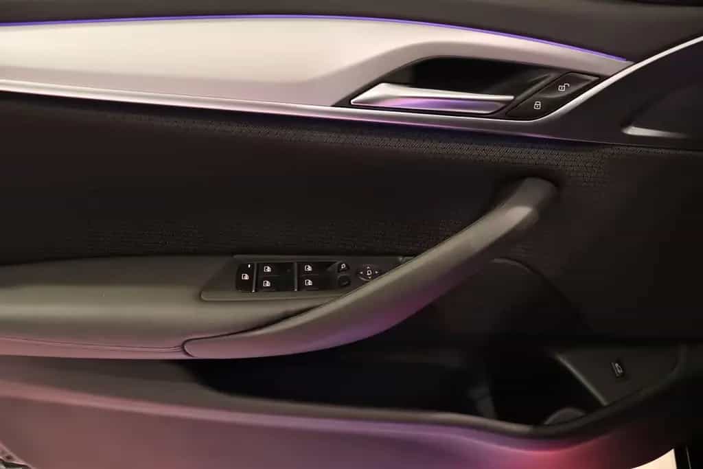 BMW 5 Series 520d Limousine*1HD*ALU*NAVI*PDC*SHZ*LED*TEMPOMAT 09/2019-photo-14