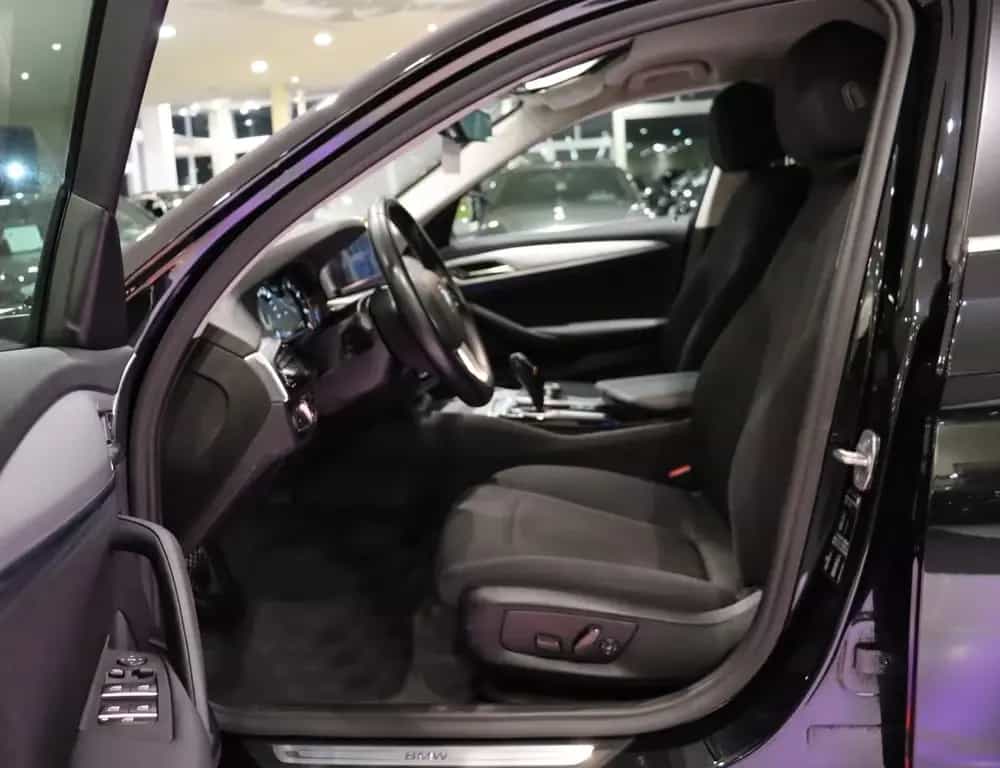 BMW 5 Series 520d Limousine*1HD*ALU*NAVI*PDC*SHZ*LED*TEMPOMAT 09/2019-photo-15