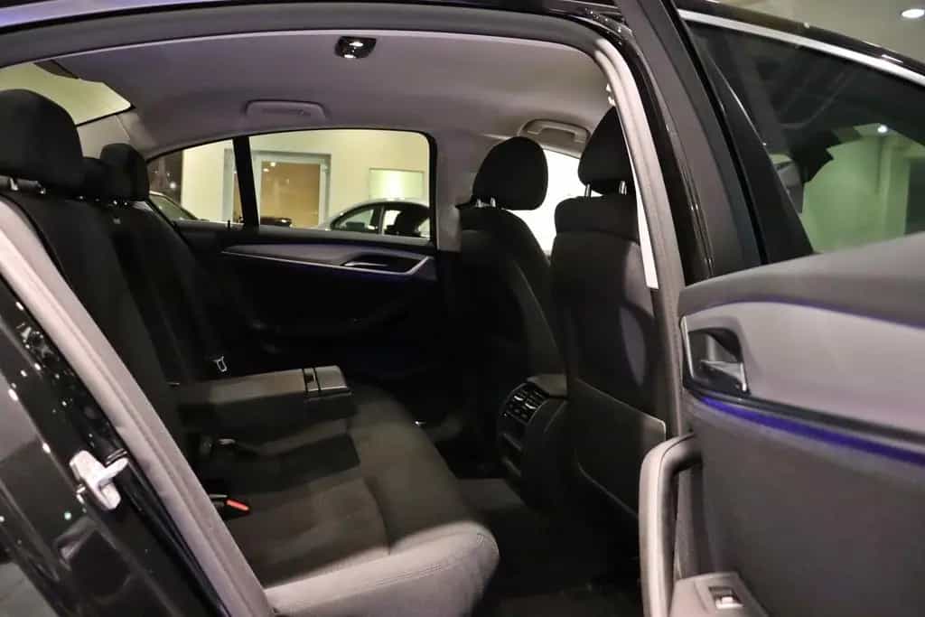 BMW 5 Series 520d Limousine*1HD*ALU*NAVI*PDC*SHZ*LED*TEMPOMAT 09/2019-photo-24
