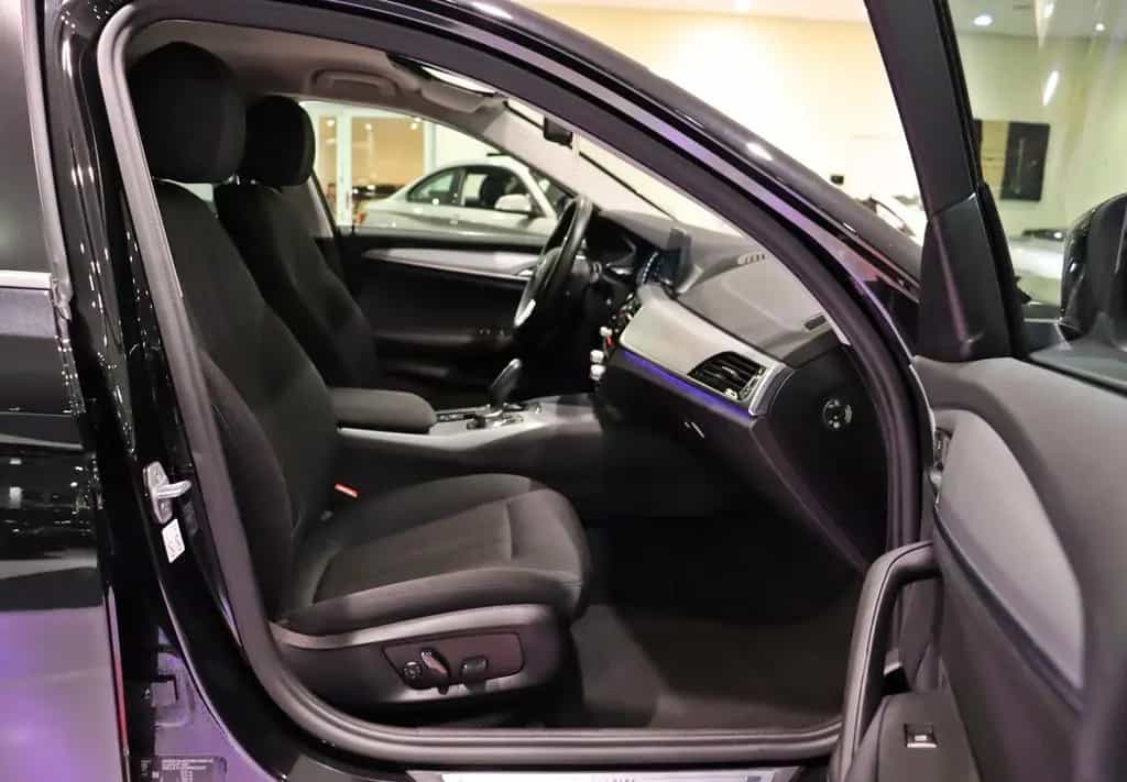 BMW 5 Series 520d Limousine*1HD*ALU*NAVI*PDC*SHZ*LED*TEMPOMAT 09/2019-photo-26