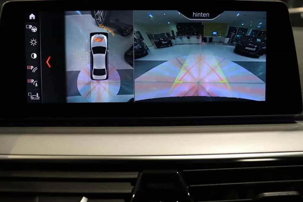 BMW 5 Series 520d Limousine*1HD*ALU*NAVI*PDC*SHZ*LED*TEMPOMAT 09/2019-photo-28