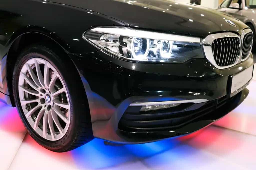 BMW 5 Series 520d Limousine*1HD*ALU*NAVI*PDC*SHZ*LED*TEMPOMAT 09/2019-photo-31