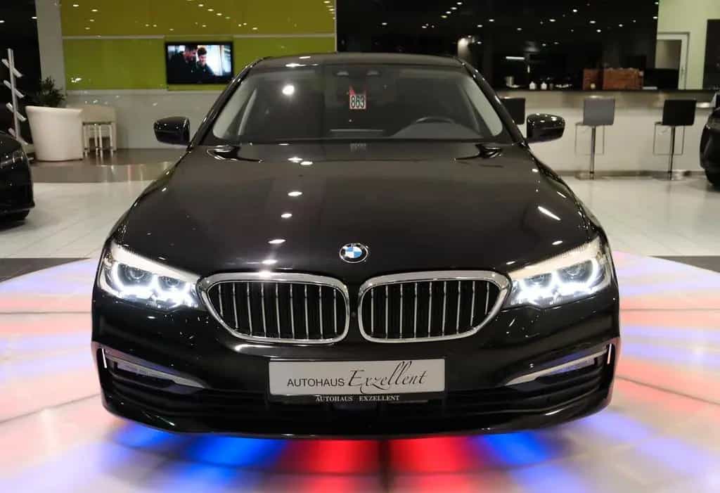 BMW 5 Series 520d Limousine*1HD*ALU*NAVI*PDC*SHZ*LED*TEMPOMAT 09/2019-photo-32