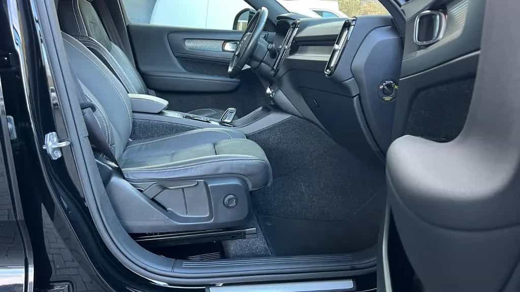 Volvo XC40 XC 40 XC40 R Design AWD * Standh * LED * On Call 12/2018-photo-18
