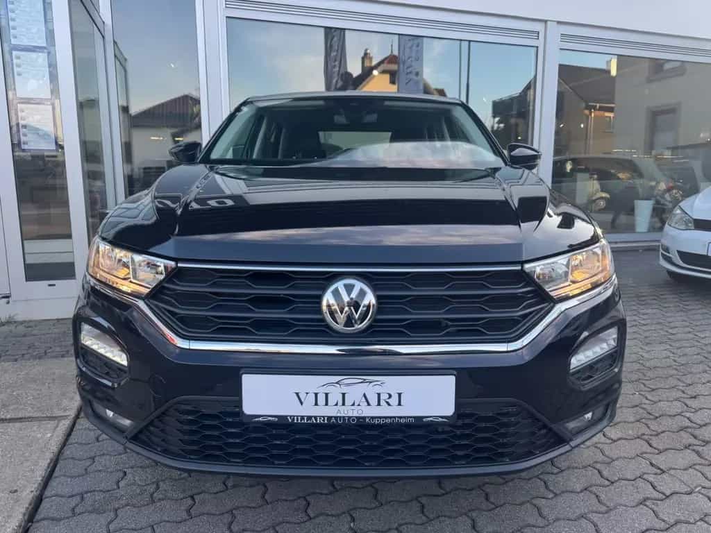 Volkswagen T-Roc 06/2018-photo-2