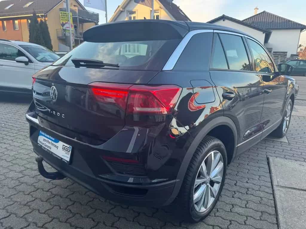 Volkswagen T-Roc 06/2018-photo-4