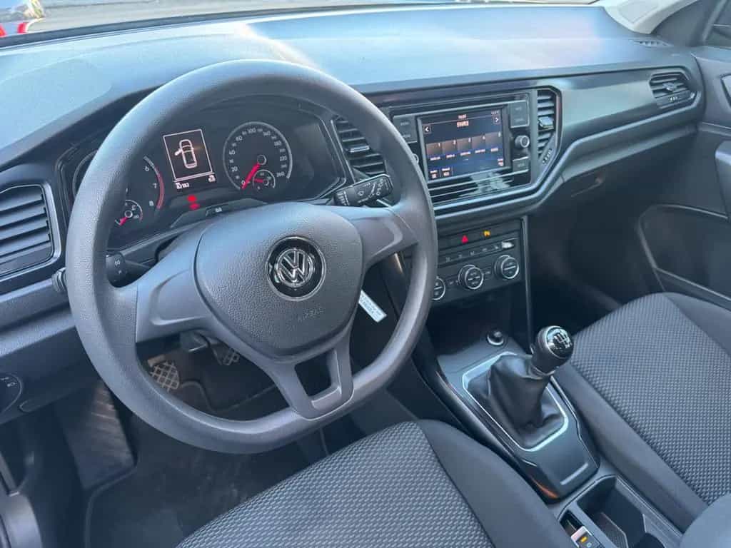 Volkswagen T-Roc 06/2018-photo-9