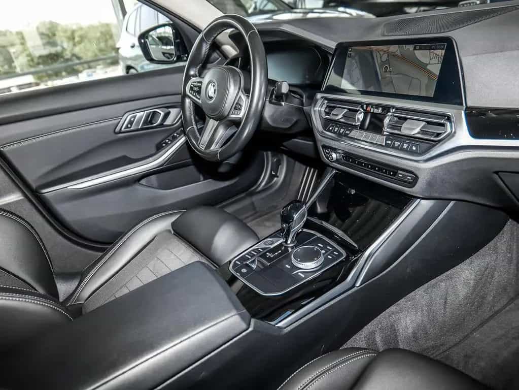 BMW 3 Series 320d Sport Line AHK LED Navi Hifi Kamera 02/2022-photo-13