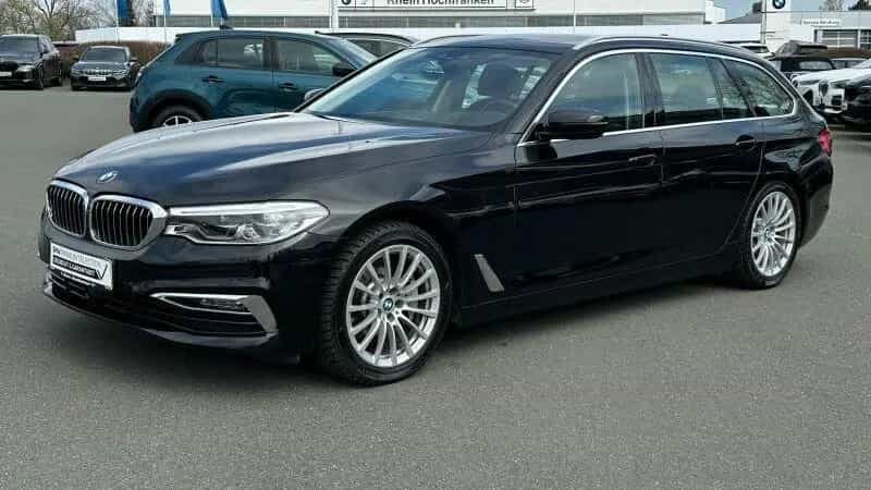 BMW 5 Series 530d xDrive Touring Luxury Line ACC HUD HiFi 07/2019-photo-1