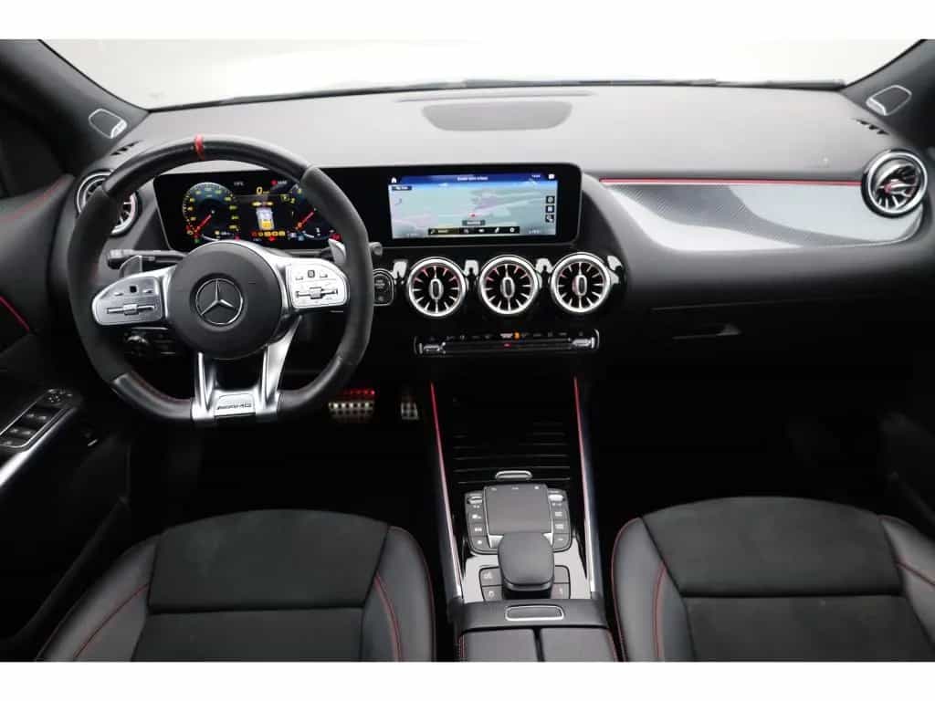 Mercedes-Benz GLA-Class 35 4M AMG magno RIDE Burm Distronic Panorama 12/2020-photo-17