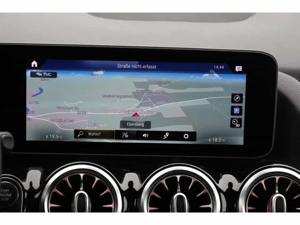 Mercedes-Benz GLA-Class 35 4M AMG magno RIDE Burm Distronic Panorama 12/2020-photo-18