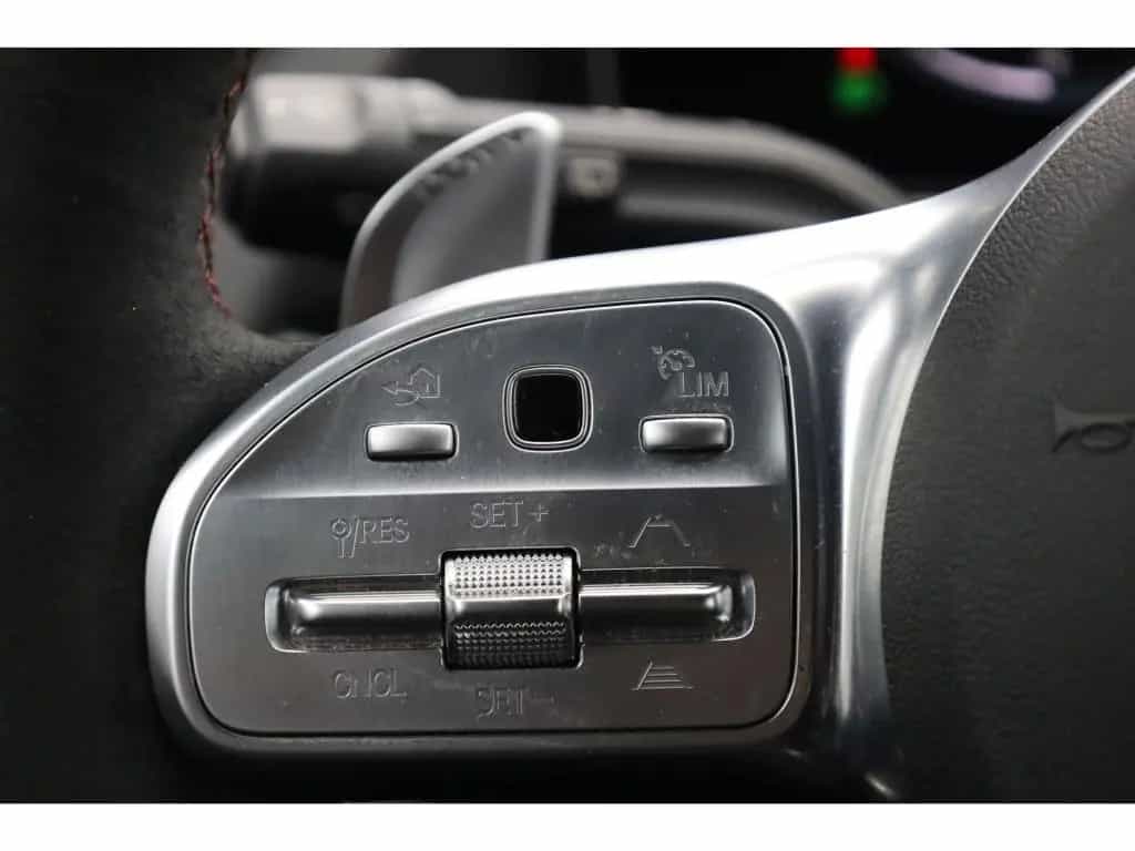 Mercedes-Benz GLA-Class 35 4M AMG magno RIDE Burm Distronic Panorama 12/2020-photo-21