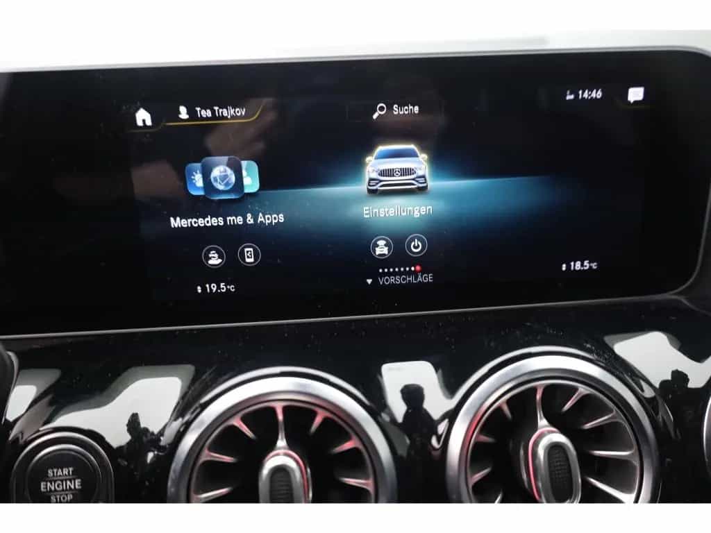 Mercedes-Benz GLA-Class 35 4M AMG magno RIDE Burm Distronic Panorama 12/2020-photo-25