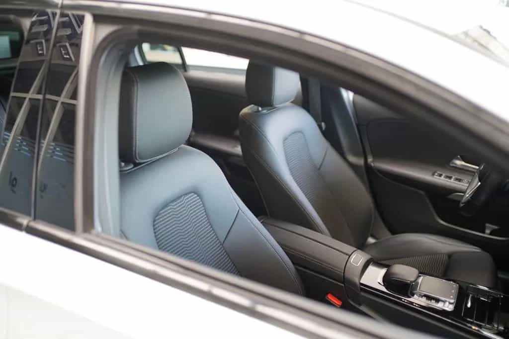 Mercedes-Benz A 180 Automat Spurhalte-&Parkassist+Navi+AHK+LED 10/2018-photo-6