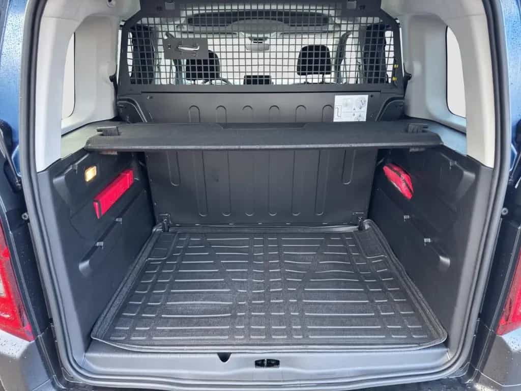 Citroën Berlingo 1.2 PureTech 110 Stop & Start Feel 8 B 02/2024-photo-15
