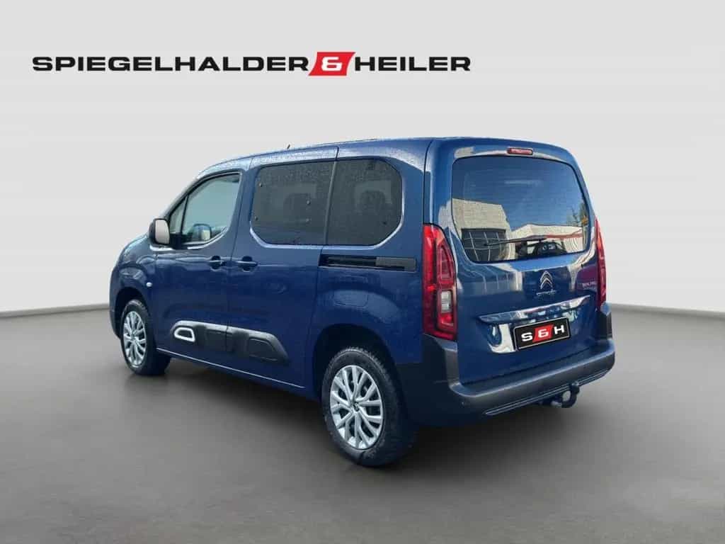Citroën Berlingo 1.2 PureTech 110 Stop & Start Feel 8 B 02/2024-photo-2