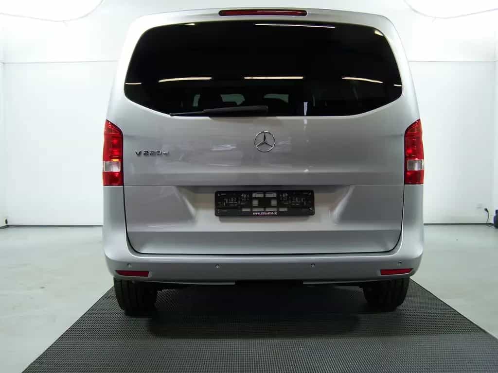 Mercedes-Benz V 220 d RISE kompakt 1.HAND+NAVI+BETT+PDC+KAM 07/2019-photo-13
