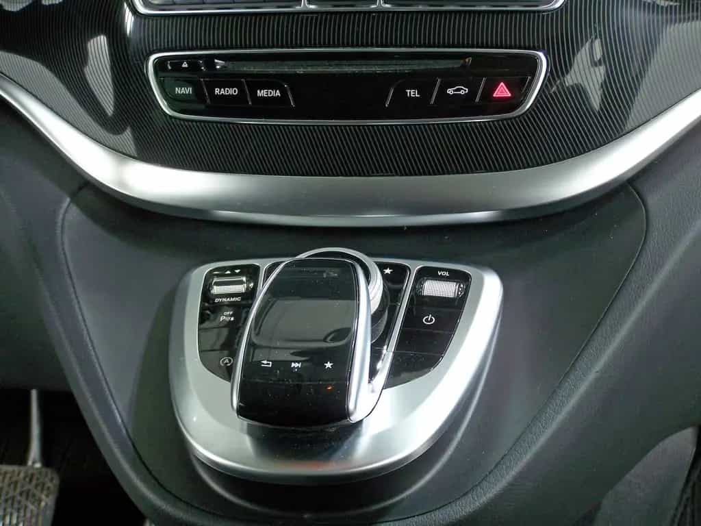 Mercedes-Benz V 220 d RISE kompakt 1.HAND+NAVI+BETT+PDC+KAM 07/2019-photo-8