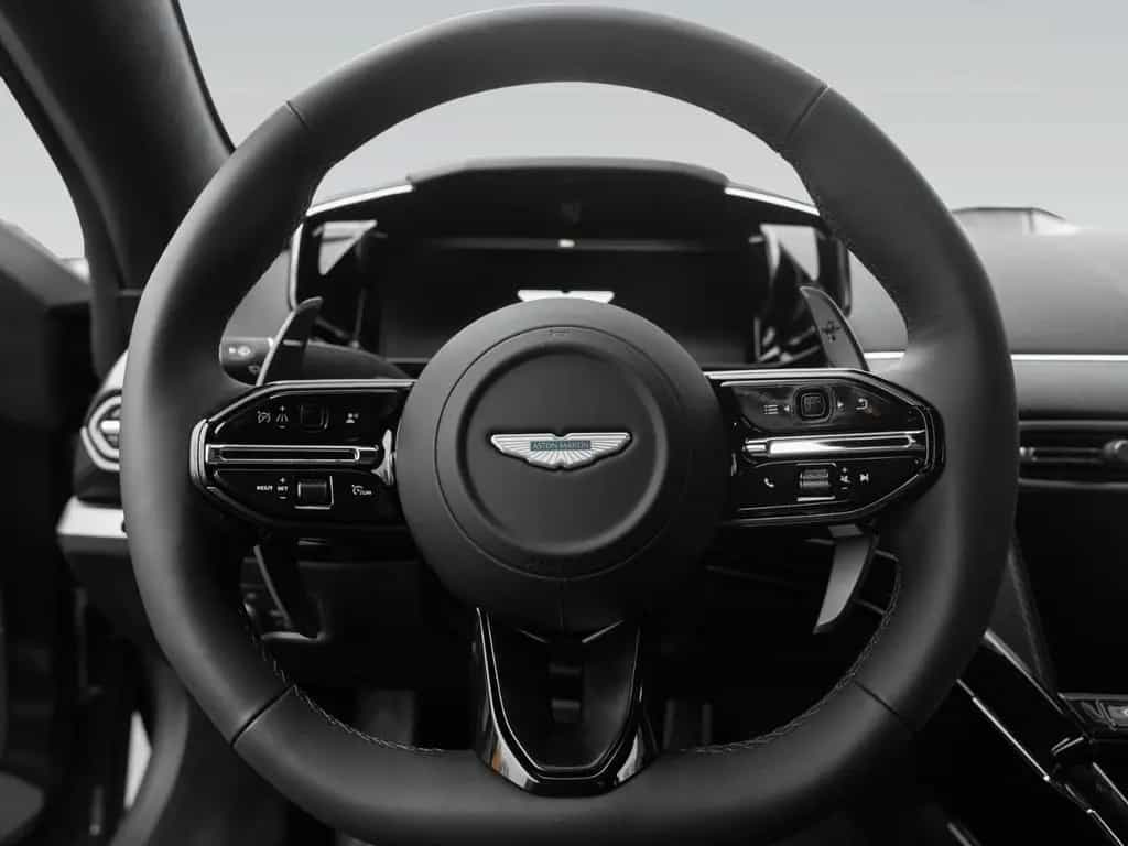 Aston Martin V8 Vantage | B&W Audio | Carbon Interior 02/2025-photo-33