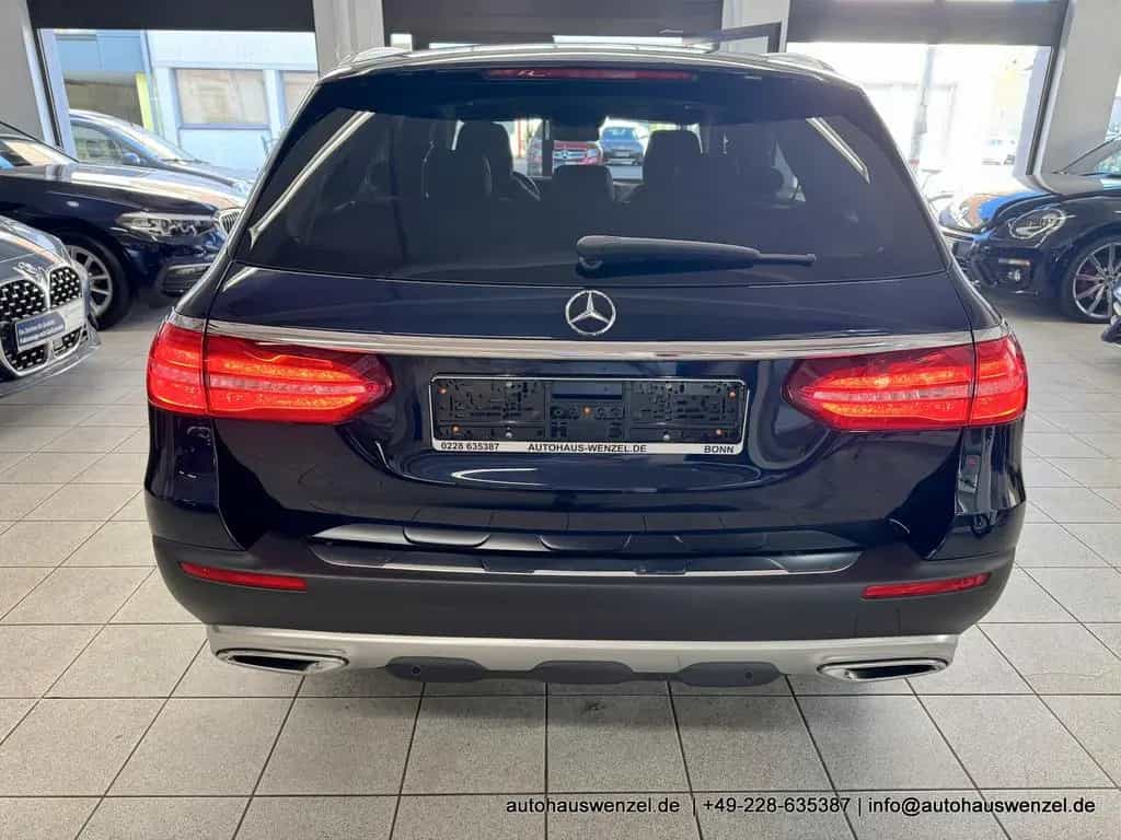 Mercedes-Benz E 220 d 4Matic All-Terrain T-Mod. DISTRONIC AHK 05/2019-photo-40