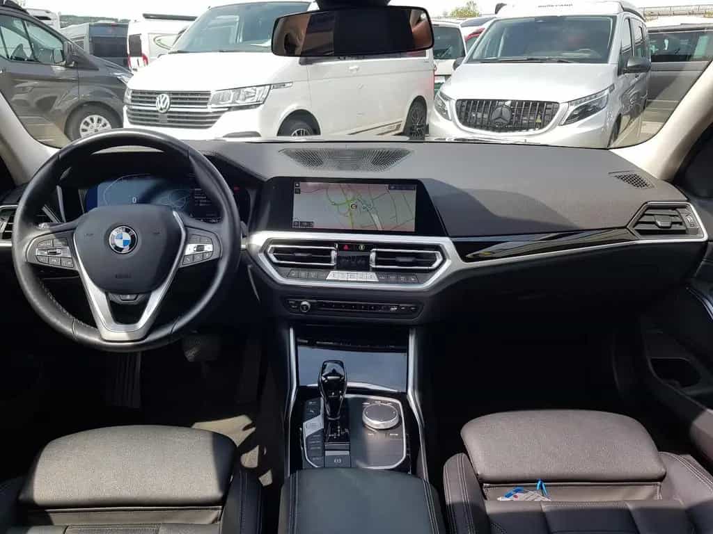 BMW 320 d xDrive TOURING LUXURY LINE LIVE PROF FREUDE 10/2021-photo-16