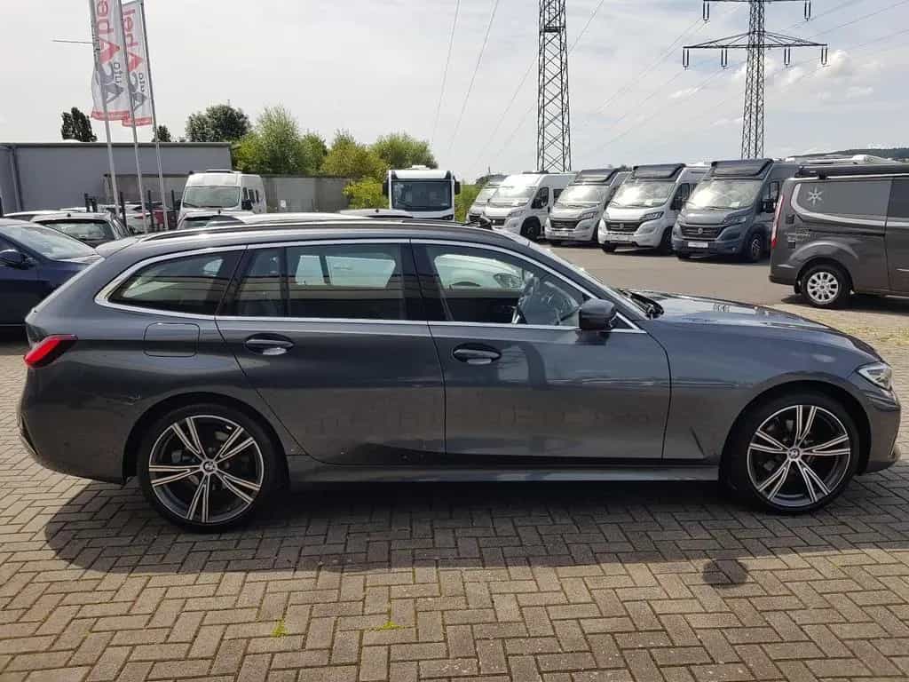 BMW 320 d xDrive TOURING LUXURY LINE LIVE PROF FREUDE 10/2021-photo-6