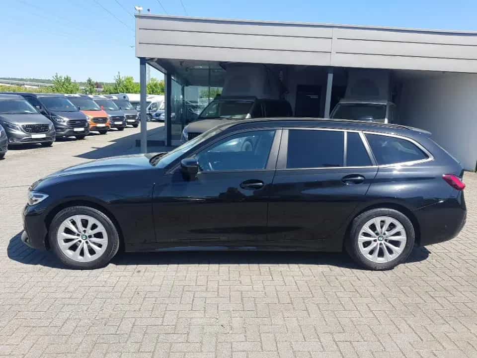 BMW 320 d Touring xDRIVE ADVANTAGE LIVE RFK NAVI LED 11/2021-photo-2