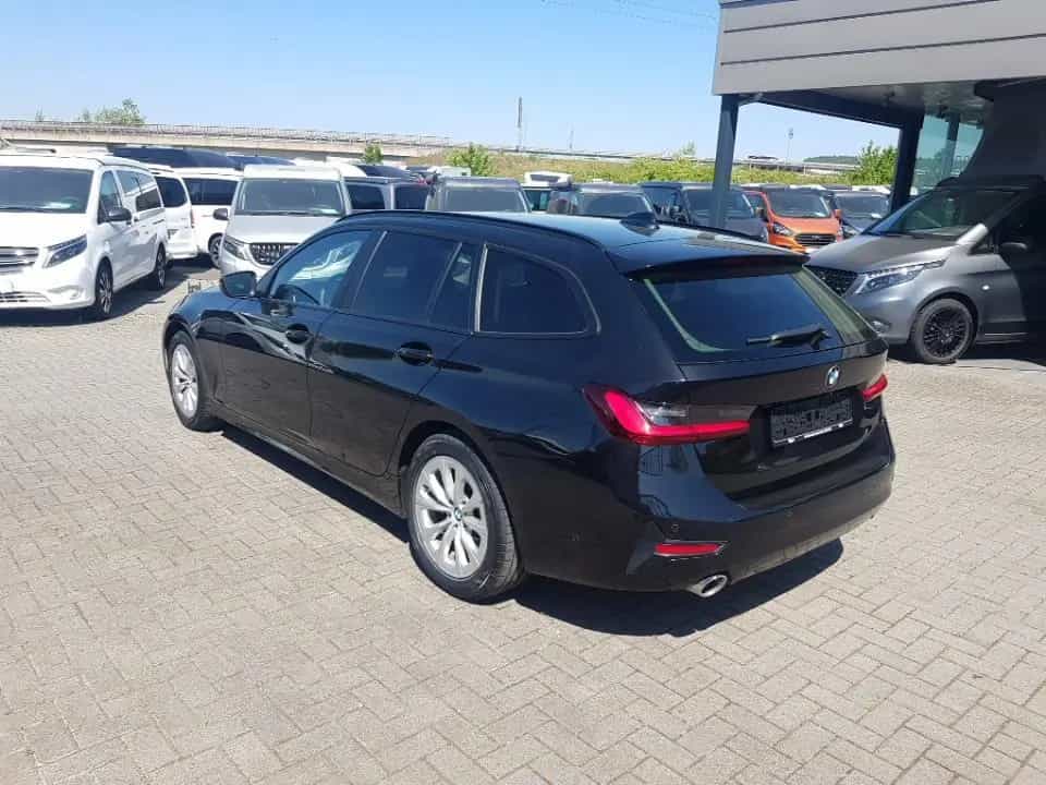BMW 320 d Touring xDRIVE ADVANTAGE LIVE RFK NAVI LED 11/2021-photo-3