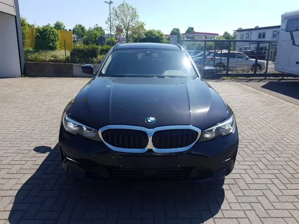 BMW 320 d Touring xDRIVE ADVANTAGE LIVE RFK NAVI LED 11/2021-photo-8