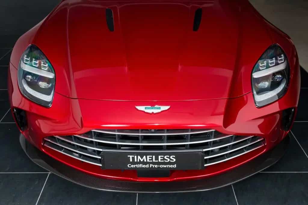 Aston Martin V8 Vantage 4.0 V8 10/2025-photo-30