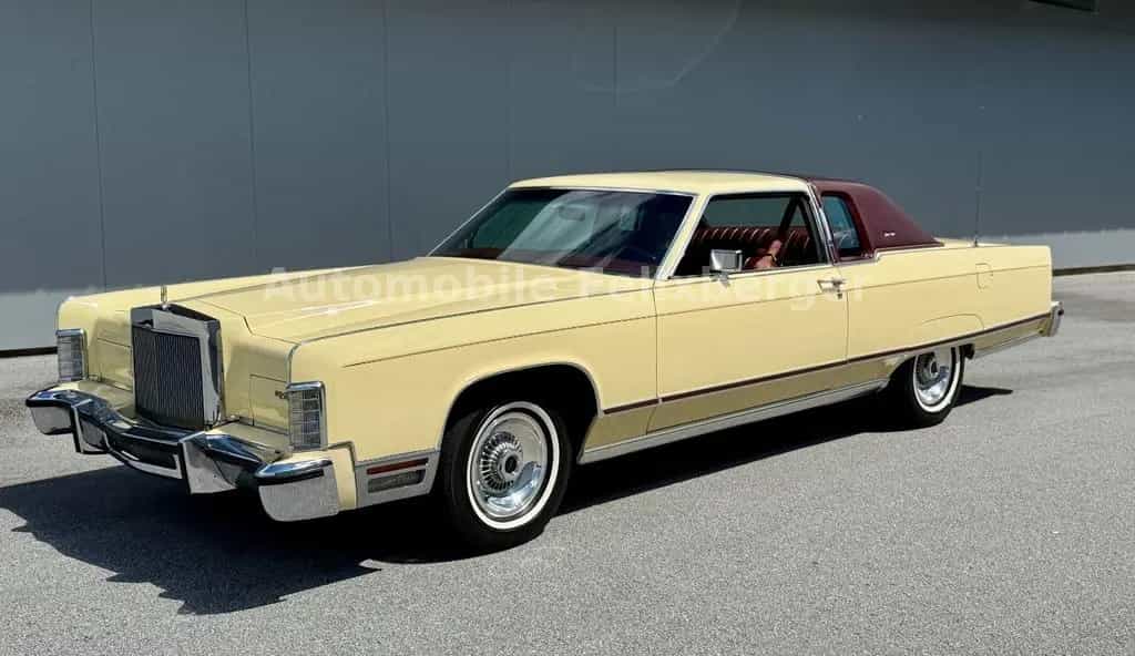 Lincoln Town Car Coupe 1 of 144 with only 35´000miles 07/1977-photo-2