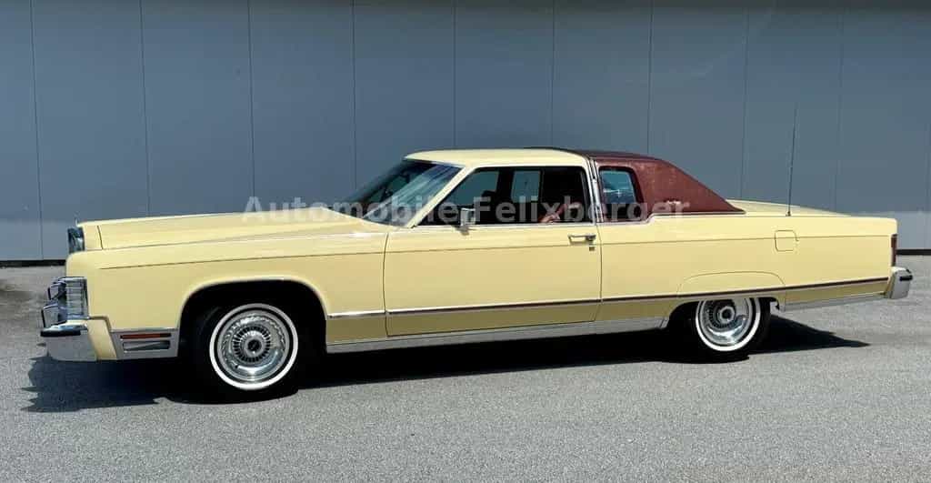 Lincoln Town Car Coupe 1 of 144 with only 35´000miles 07/1977-photo-3