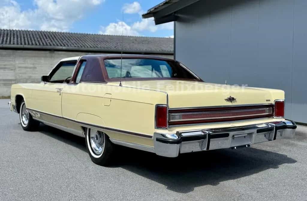 Lincoln Town Car Coupe 1 of 144 with only 35´000miles 07/1977-photo-5