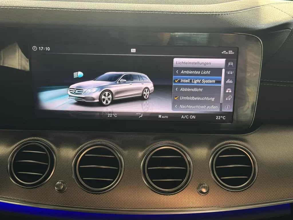 Mercedes-Benz E 250 T 9GT 2X AMG LINE DISTRONIC MEMORY 20 ZOLL 03/2018-photo-28