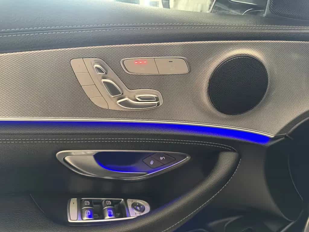 Mercedes-Benz E 250 T 9GT 2X AMG LINE DISTRONIC MEMORY 20 ZOLL 03/2018-photo-29