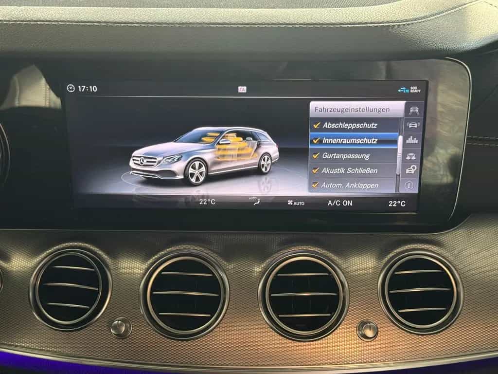Mercedes-Benz E 250 T 9GT 2X AMG LINE DISTRONIC MEMORY 20 ZOLL 03/2018-photo-34