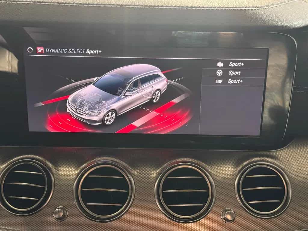 Mercedes-Benz E 250 T 9GT 2X AMG LINE DISTRONIC MEMORY 20 ZOLL 03/2018-photo-38