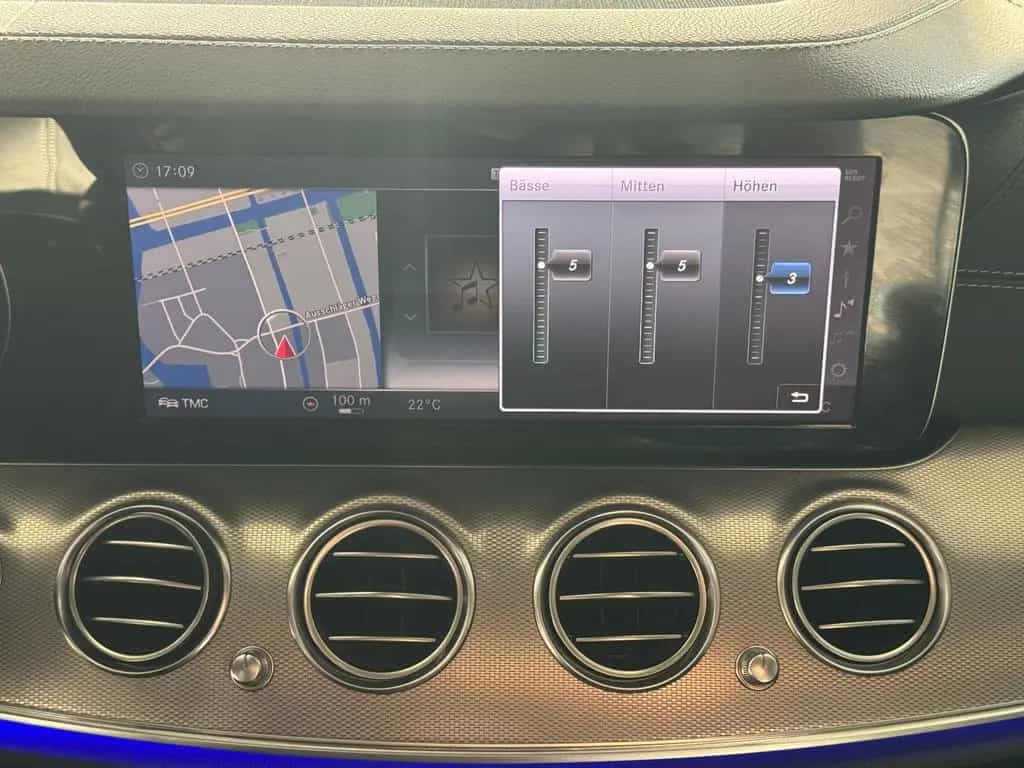 Mercedes-Benz E 250 T 9GT 2X AMG LINE DISTRONIC MEMORY 20 ZOLL 03/2018-photo-41