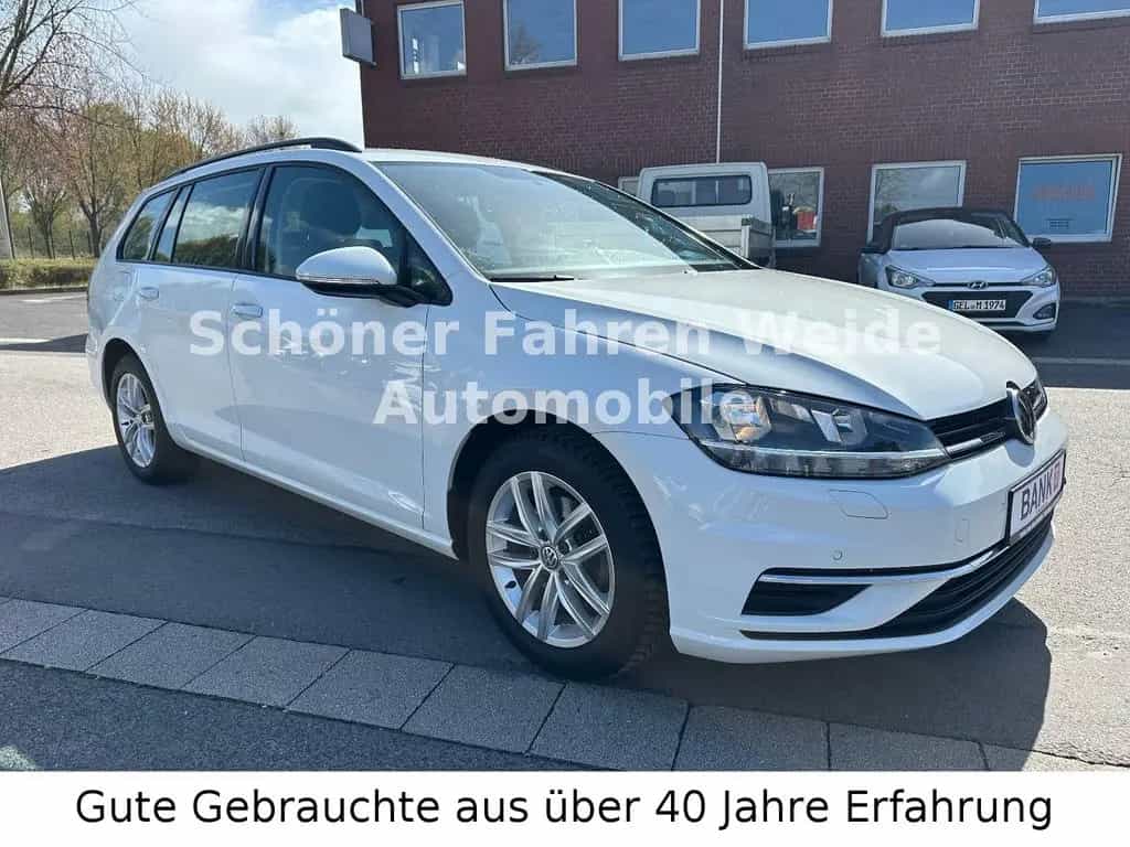 Volkswagen Golf VII Variant Comfortline-Klima-PDC-AHK-SHZ 03/2018-photo-0