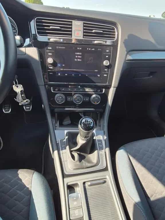 Volkswagen Golf 1.5 TSI ACT OPF BlueMotion IQ.DRIVE IQ.... 11/2019-photo-2