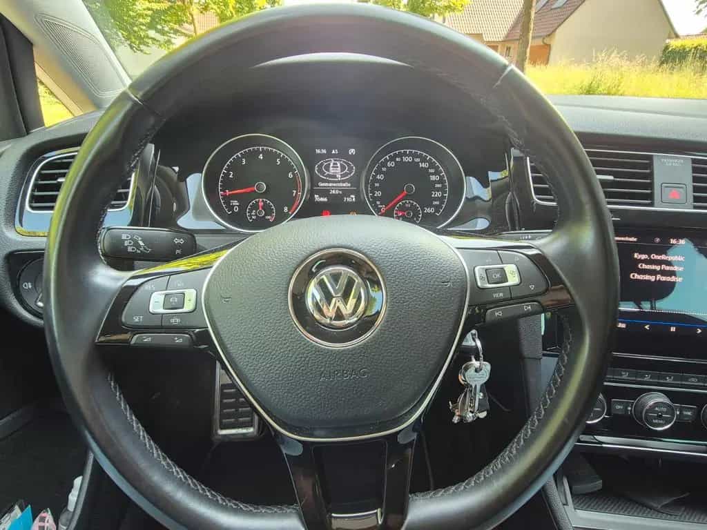 Volkswagen Golf 1.5 TSI ACT OPF BlueMotion IQ.DRIVE IQ.... 11/2019-photo-3