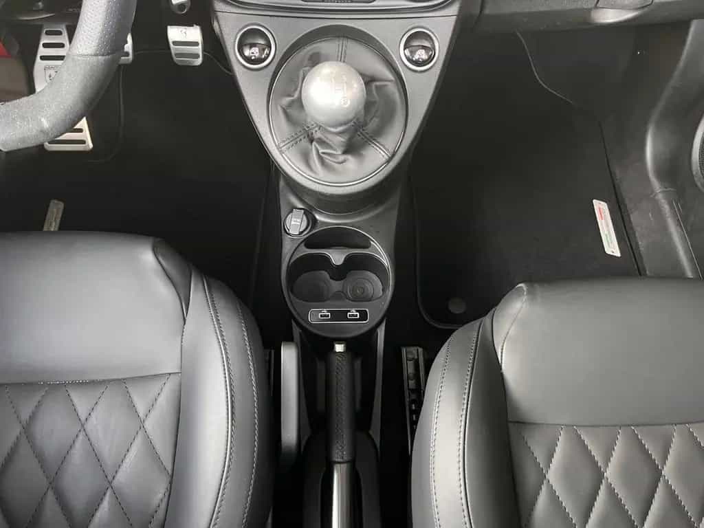 Abarth 695C Cabrio KLIMA NAV BEATS LEDER 03/2024-photo-15